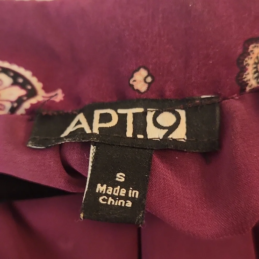 Apt.9 Women's Burgandy and Black Paisley Print Flutter Sleeve Top Size S - Picture 5 of 10